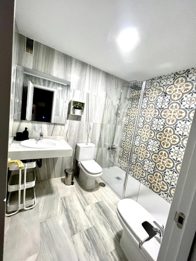 Puerto Deluxe Apartment มาลากา ภายนอก รูปภาพ